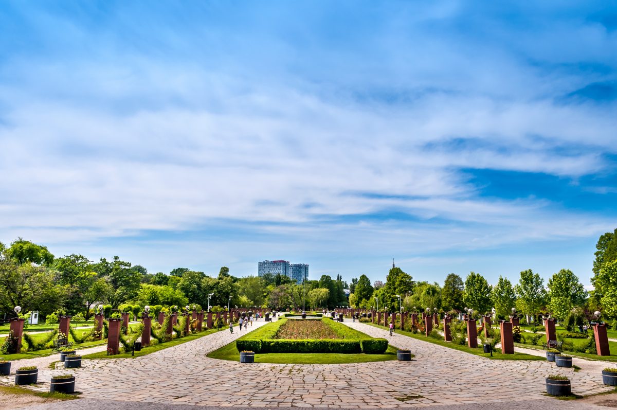 Herastrau Park during a cloudy and sunny day