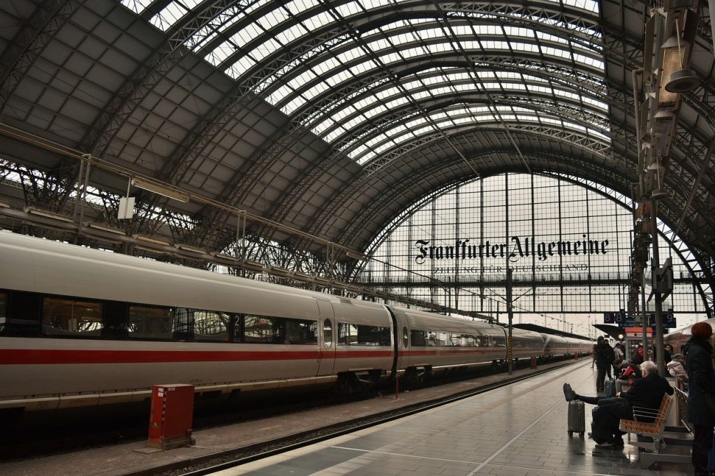 Train From Munich To Frankfurt Germany www.touristsecrets.com