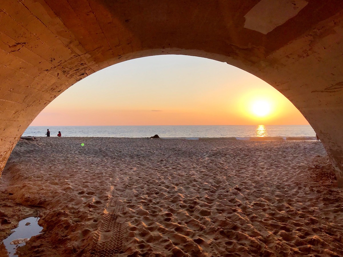 Gorgeous sunset at Crystal Cove State Park