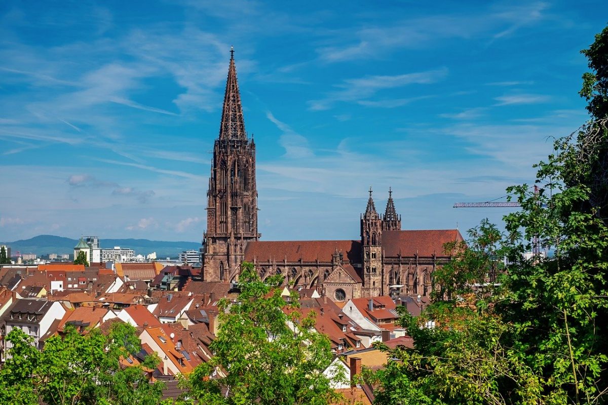 the view of Freiburger Münster from afar