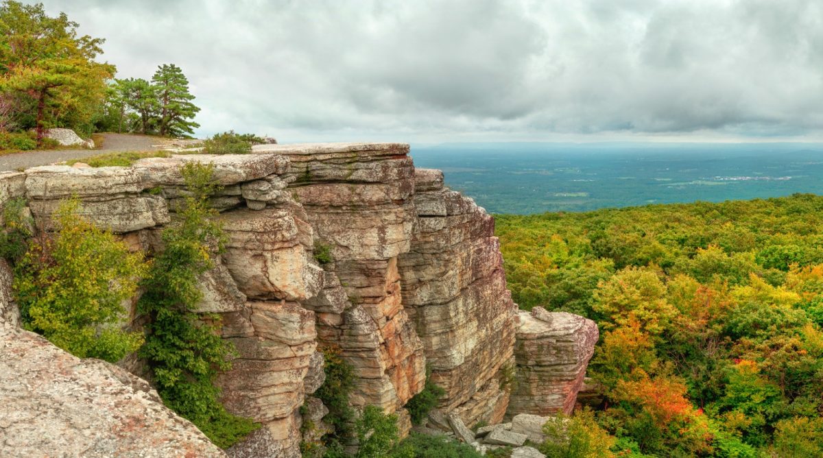 a bouldering spot in Minnewaska a bouldering spot in Minnewaska