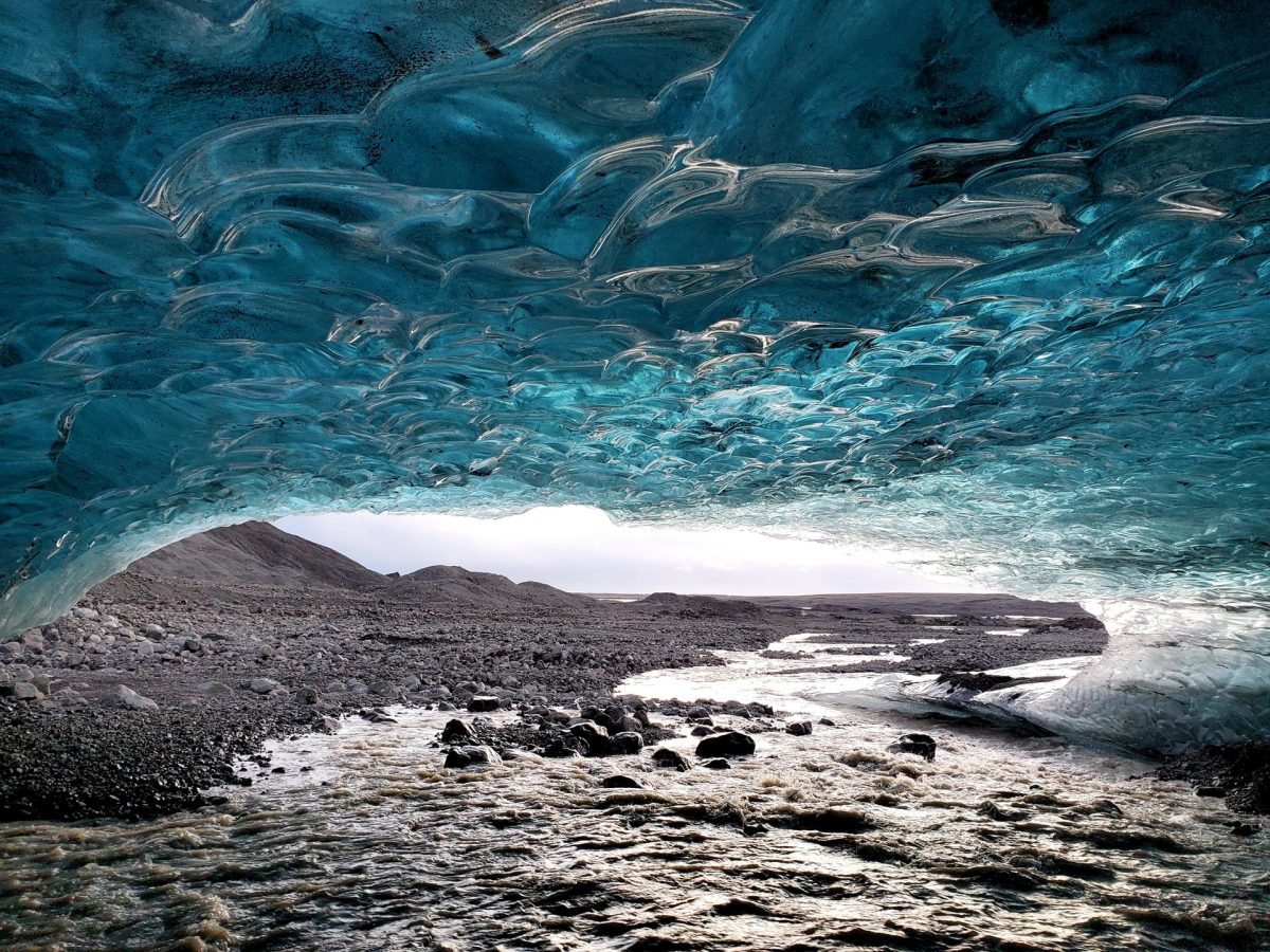 an extraordinary caving location in iceland
