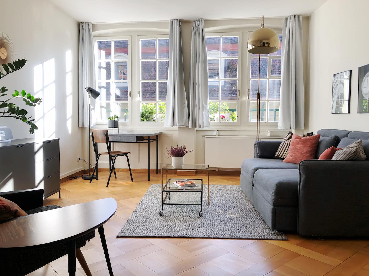 a fused vintage and modern Airbnb in Bern a fused vintage and modern Airbnb in Bern