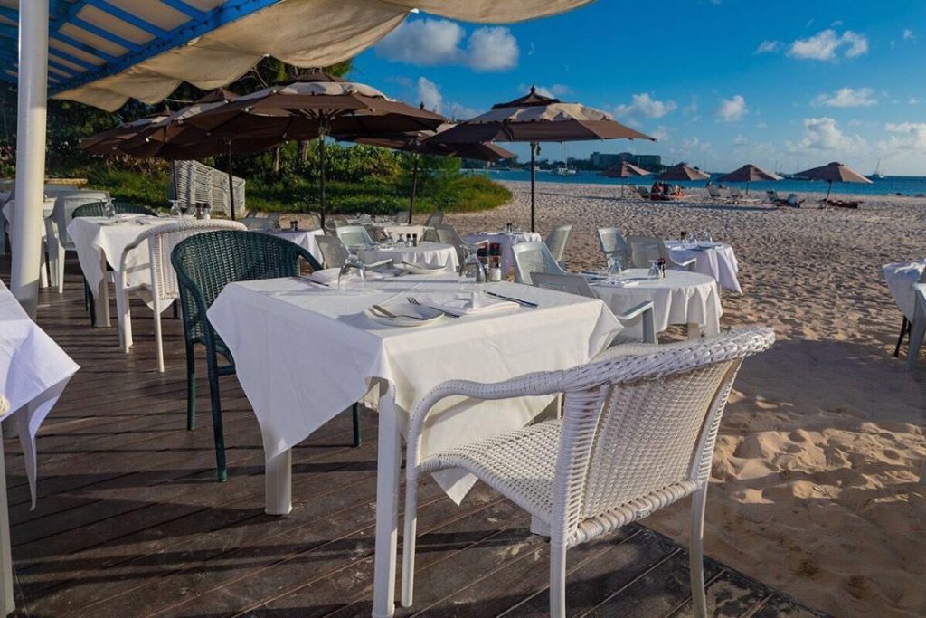 20 Must Try Restaurants And Bars In Barbados Touristsecrets