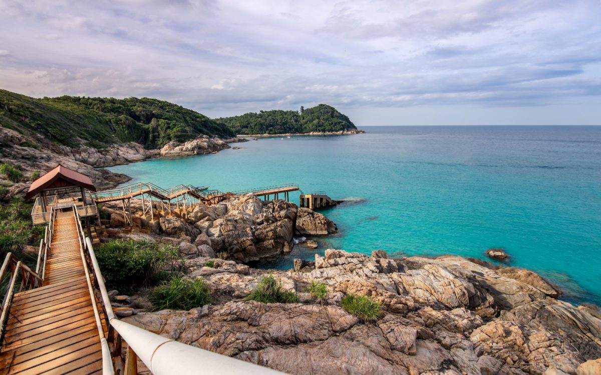 a picturesque view of the waters from the broken pier