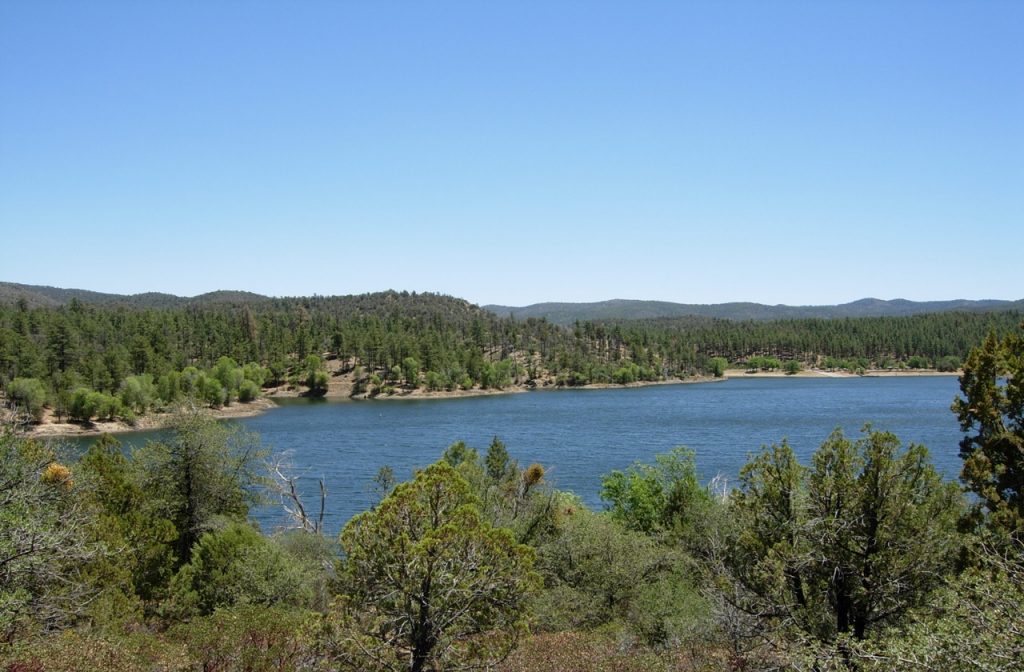 Lynx Lake during the daytime