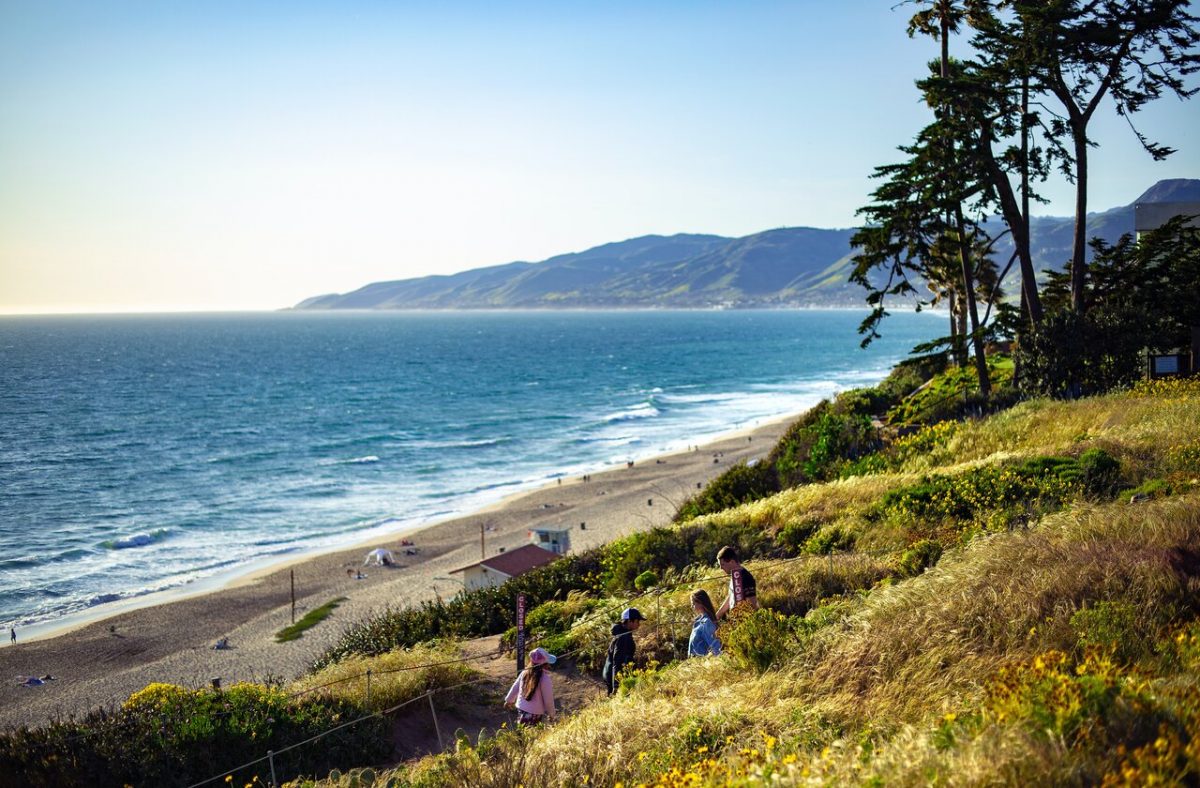 Hiking Trails and Outdoor Travel Guides