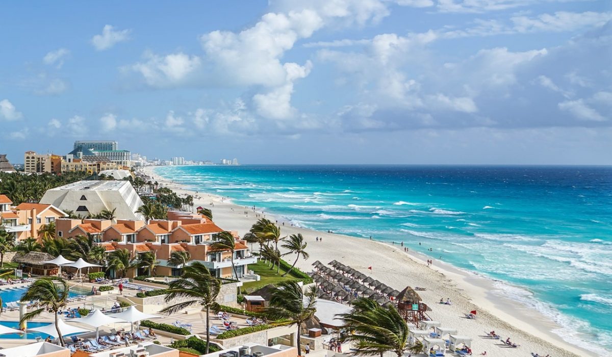 View of Cancun's beaches and hotels