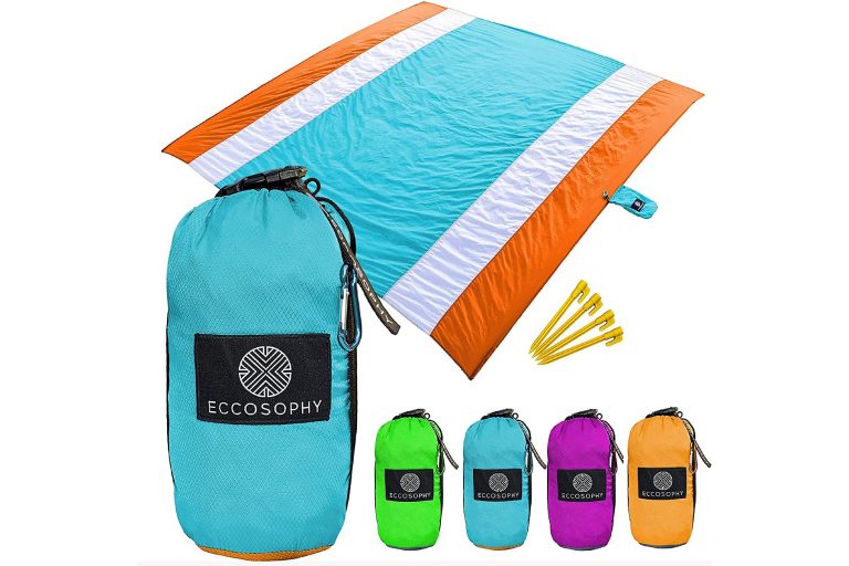 15 Best Sand Proof Beach Blankets in 2022 TouristSecrets