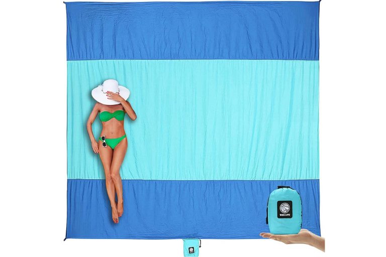 15 Best Sand Proof Beach Blankets in 2022 TouristSecrets