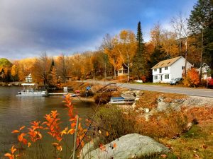 new hampshire area covered in fall colors, one of the best places to visit in october in usa.