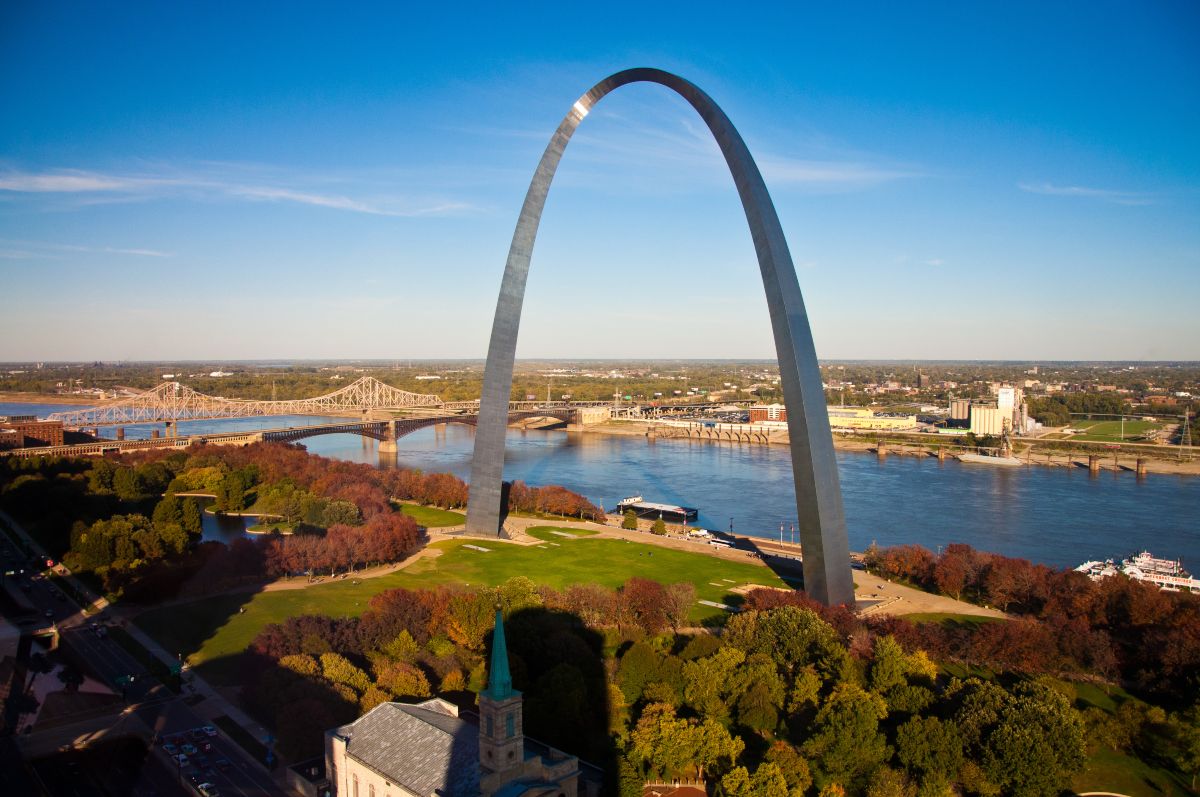 Gateway Arch in St. Louis, Missouri, one of the most walkable cities in the US