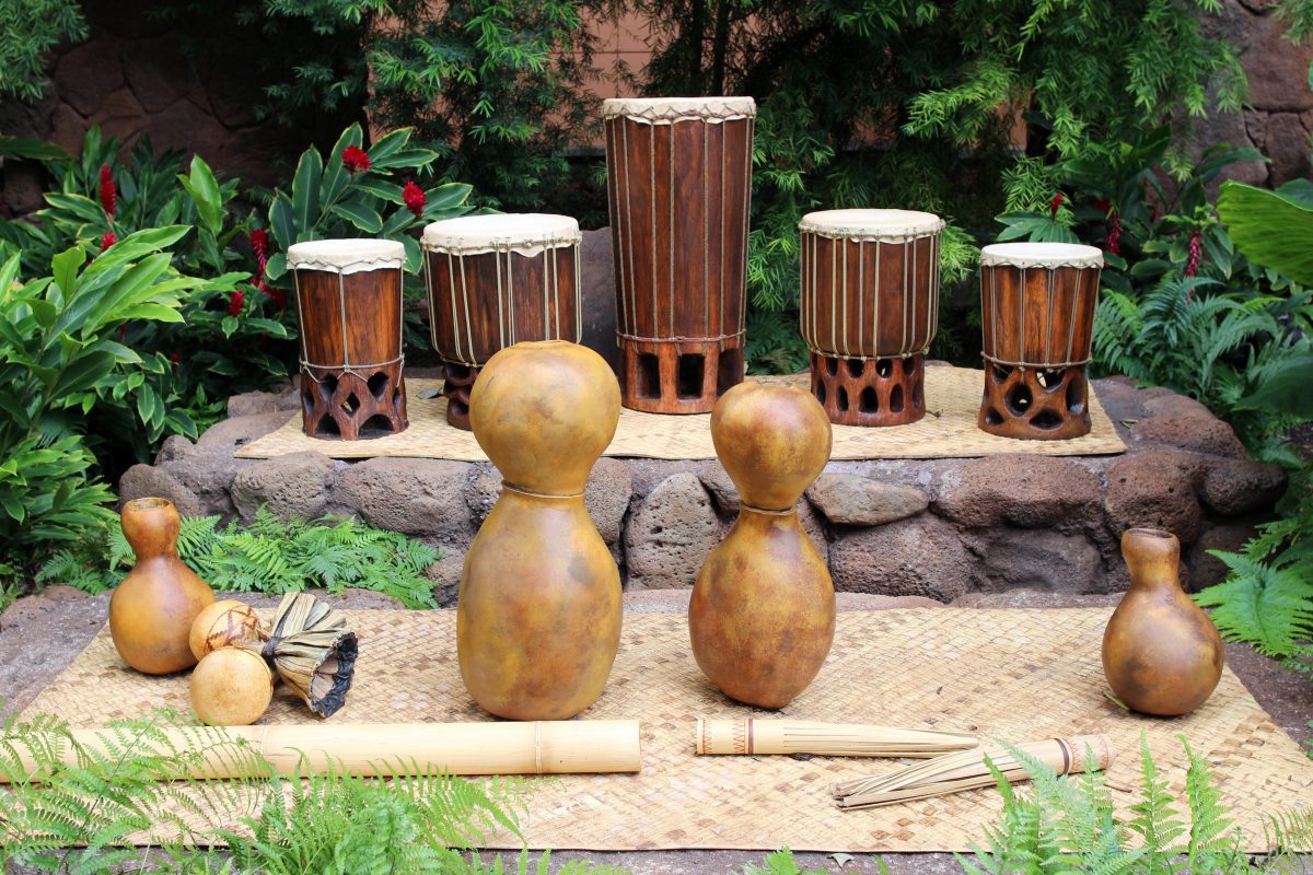 traditional hawaiian instruments used during hula dance performances. 