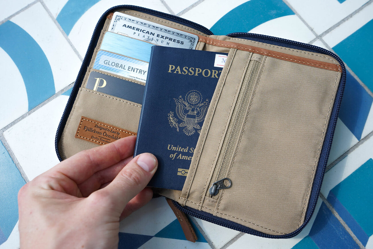 10-Best-Travel-Wallet-for-2023 10-best-travel-wallet-for-2023