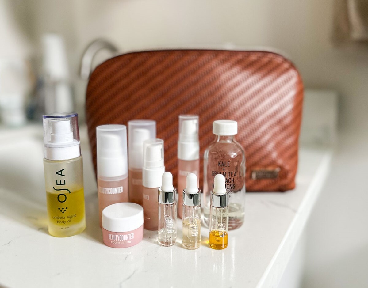 12 Best Travel Containers for 2023 TouristSecrets