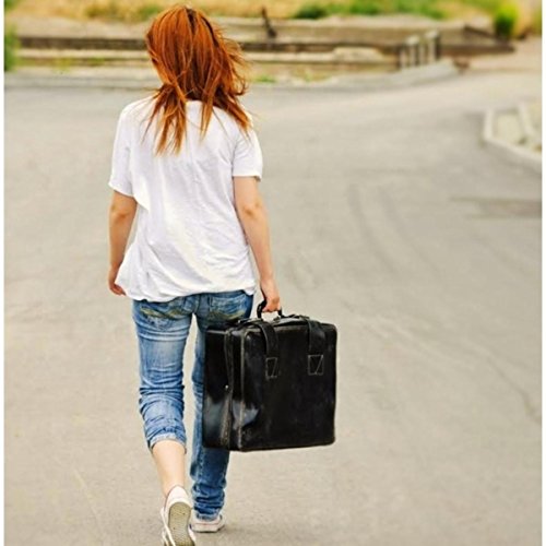Elegant and Functional Suitcase for Travelers