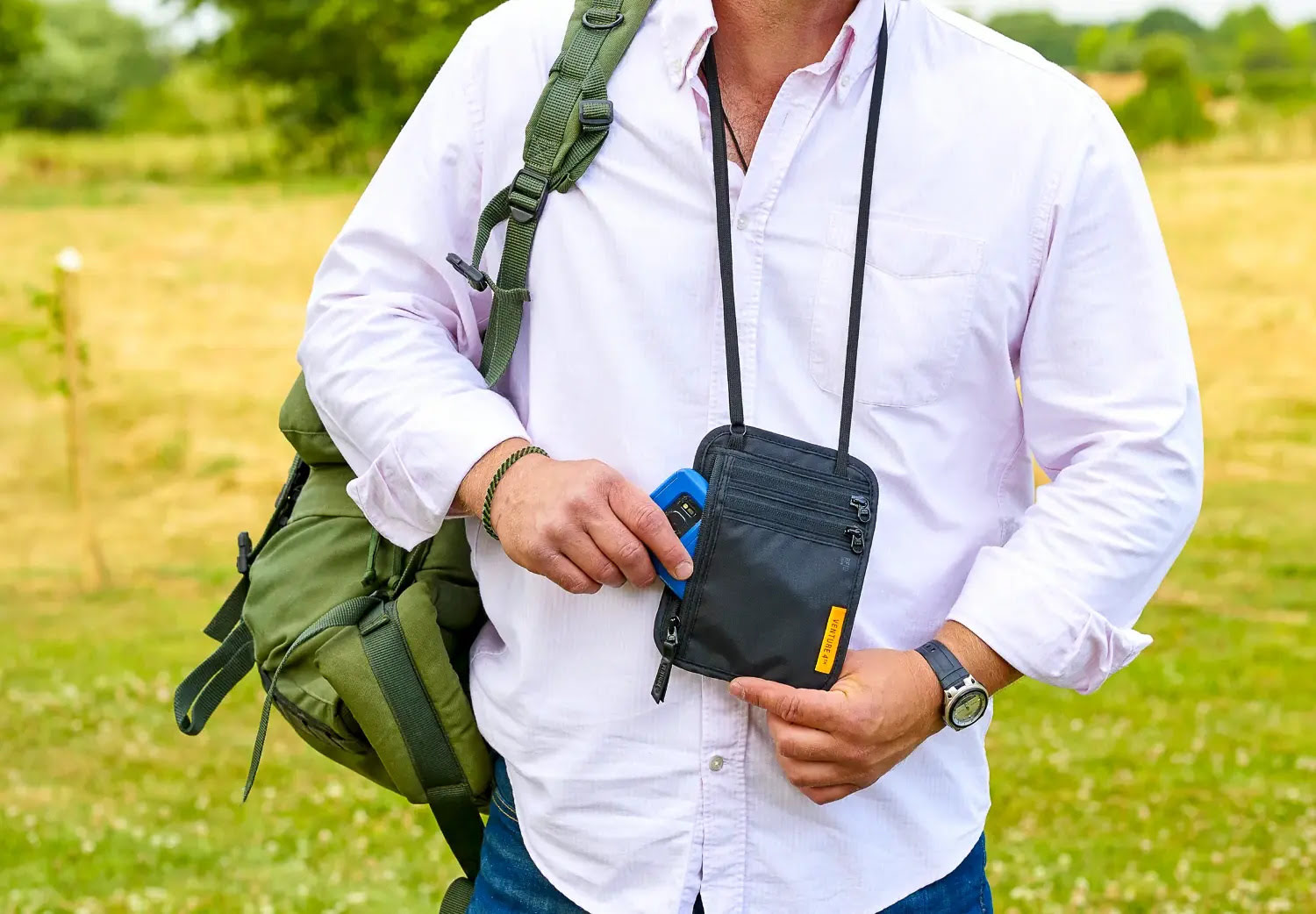 8-amazing-travel-neck-wallet-for-2023