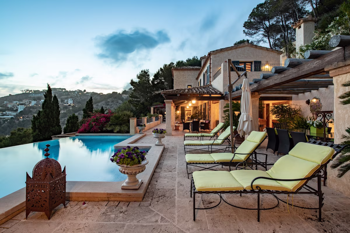 airbnb-spain-the-8-most-luxurious-villas