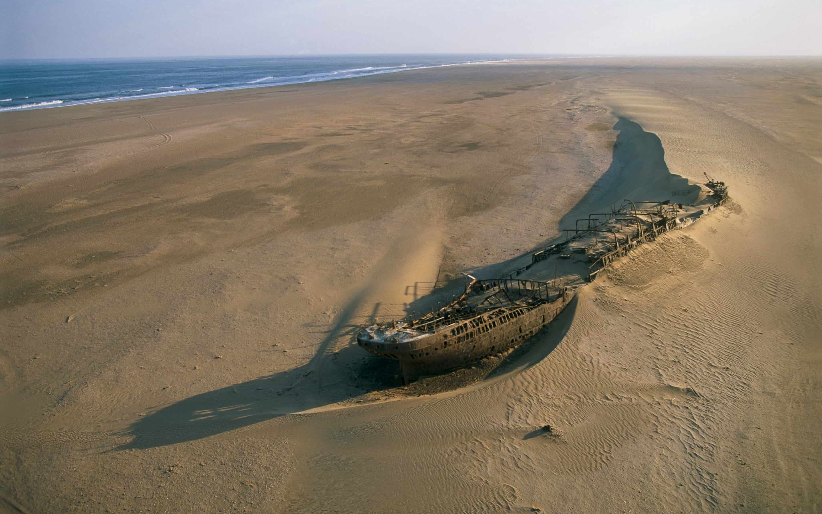 An-Eery-Drive-Along-Namibia8217s-Skeleton-Coast an-eery-drive-along-namibias-skeleton-coast