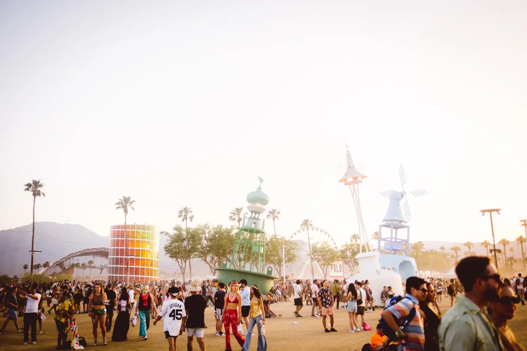 Coachella-Review-Festival-Guide-Everything-You-Need-To-Know coachella-review-festival-guide-everything-you-need-to-know