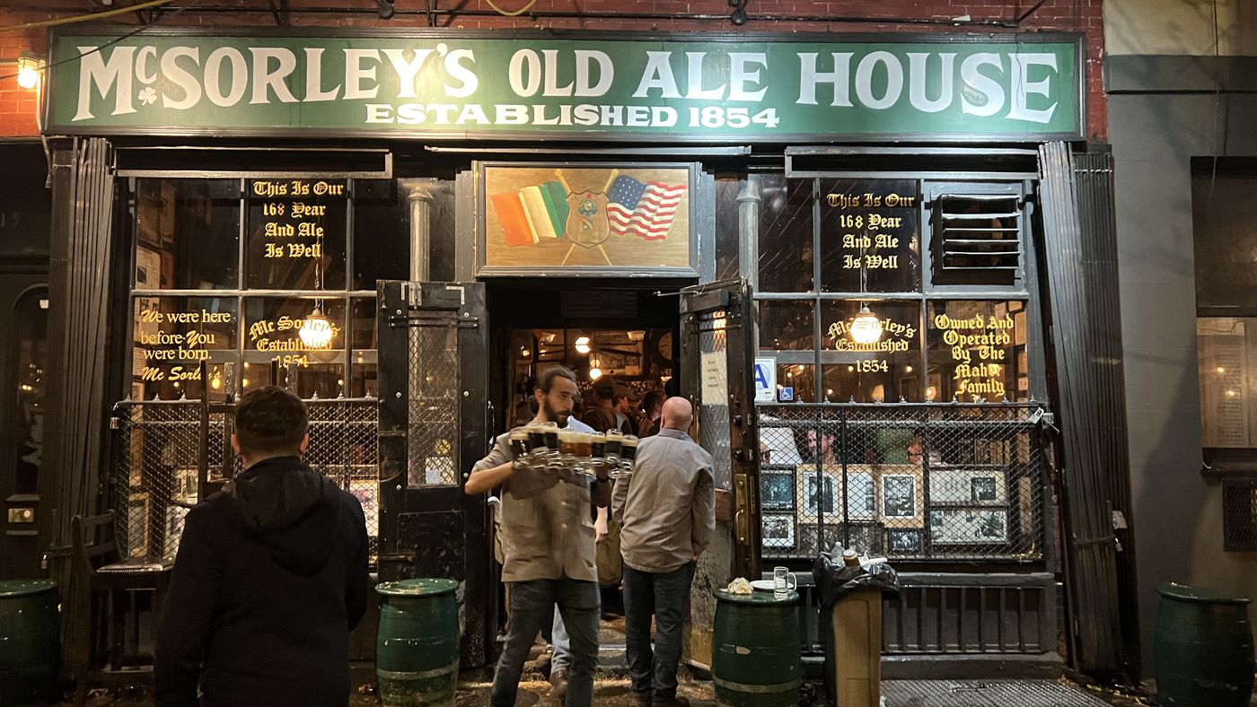 Going-Back-In-Time-At-McSorley8217s-Old-Ale-House-In-New-York going-back-in-time-at-mcsorleys-old-ale-house-in-new-york