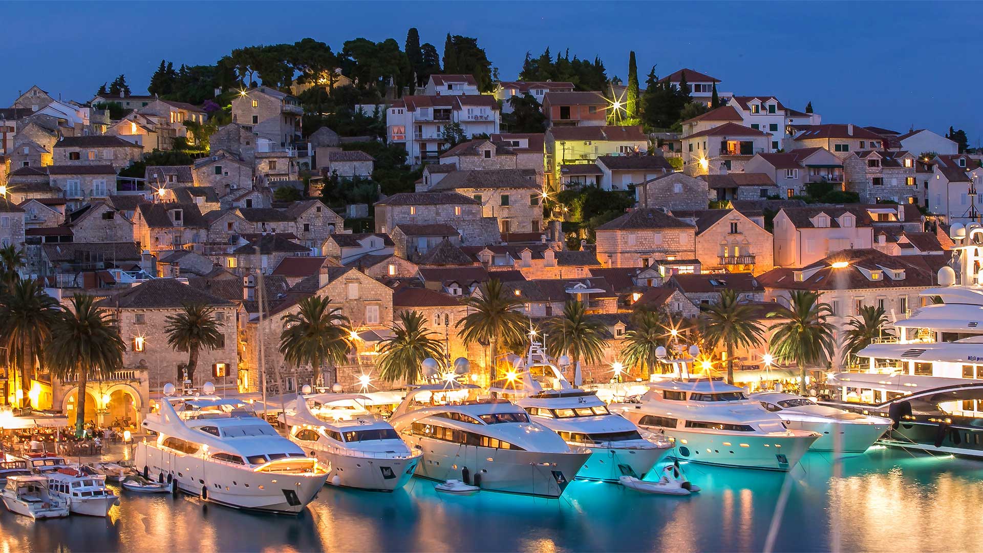 hvar-nightlife-a-guide-to-fun-bars-clubs-in-hvar-town