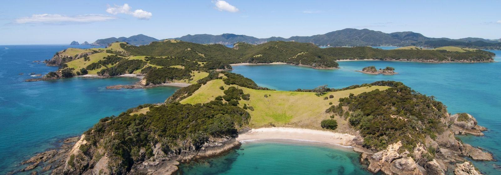 Top-8-Things-To-Do-In-The-Bay-Of-Islands-Cruise-Port-Port-Guide top-8-things-to-do-in-the-bay-of-islands-cruise-port-port-guide