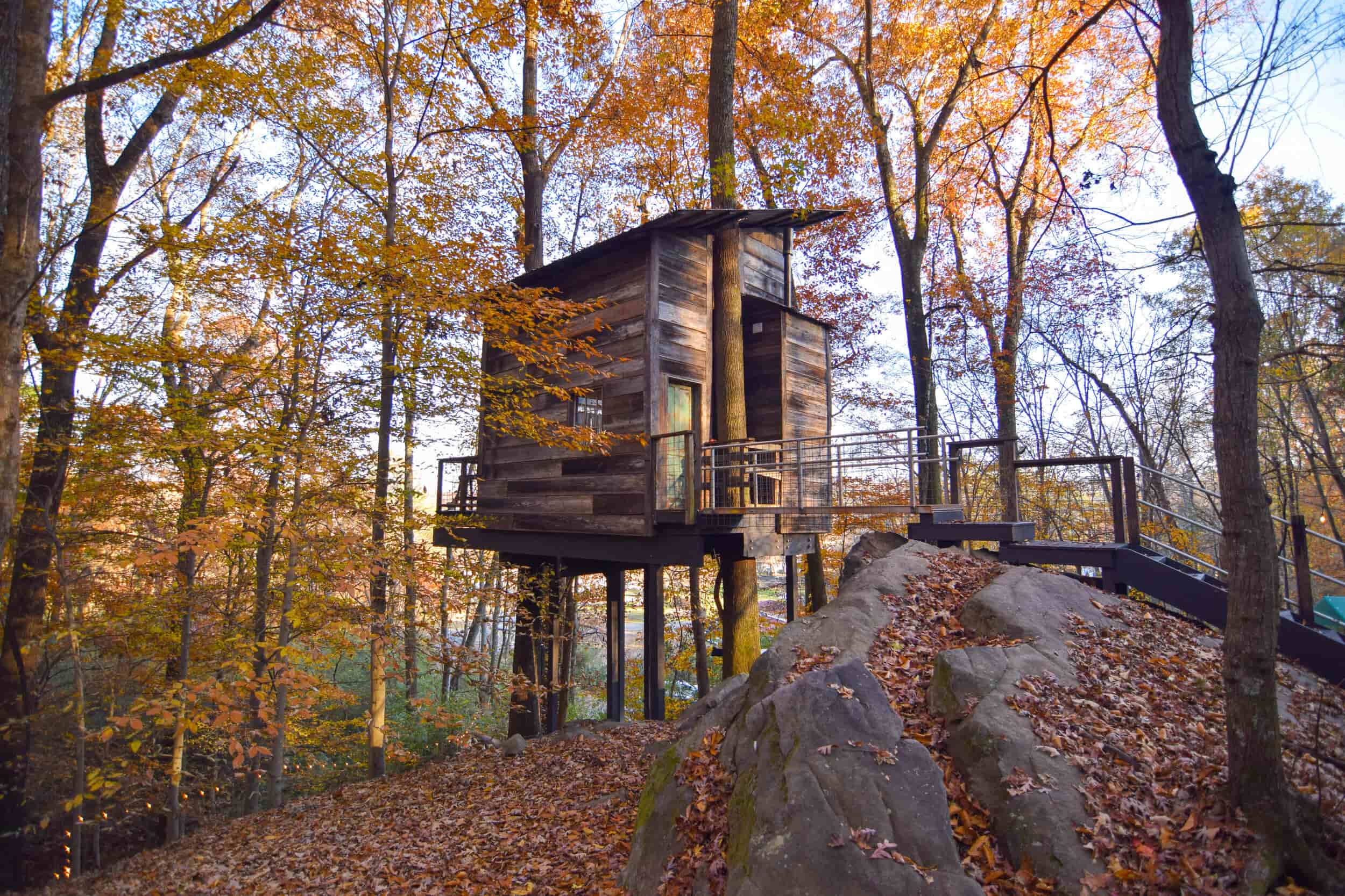 Unique-Places-To-Stay-In-Tennessee-12-Cool-Unusual-Hotels-Airbnb8217s unique-places-to-stay-in-tennessee-12-cool-unusual-hotels-airbnbs