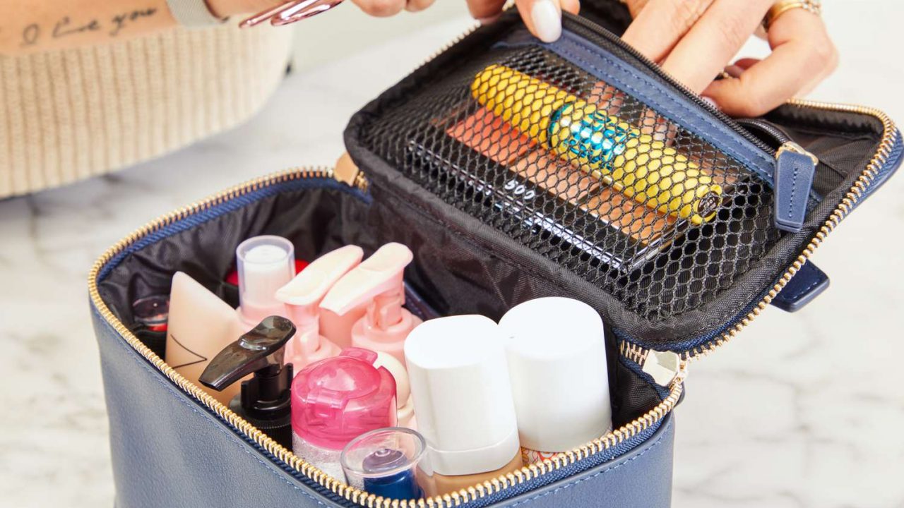 Makeup store bag organizer