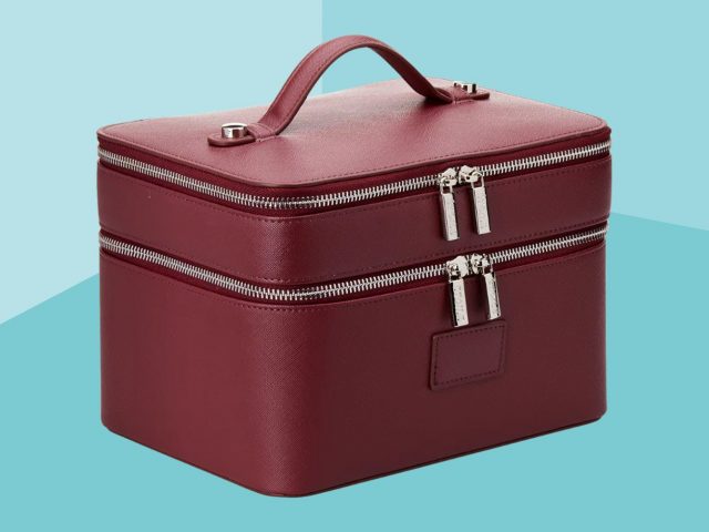 Hard cosmetic case 2025