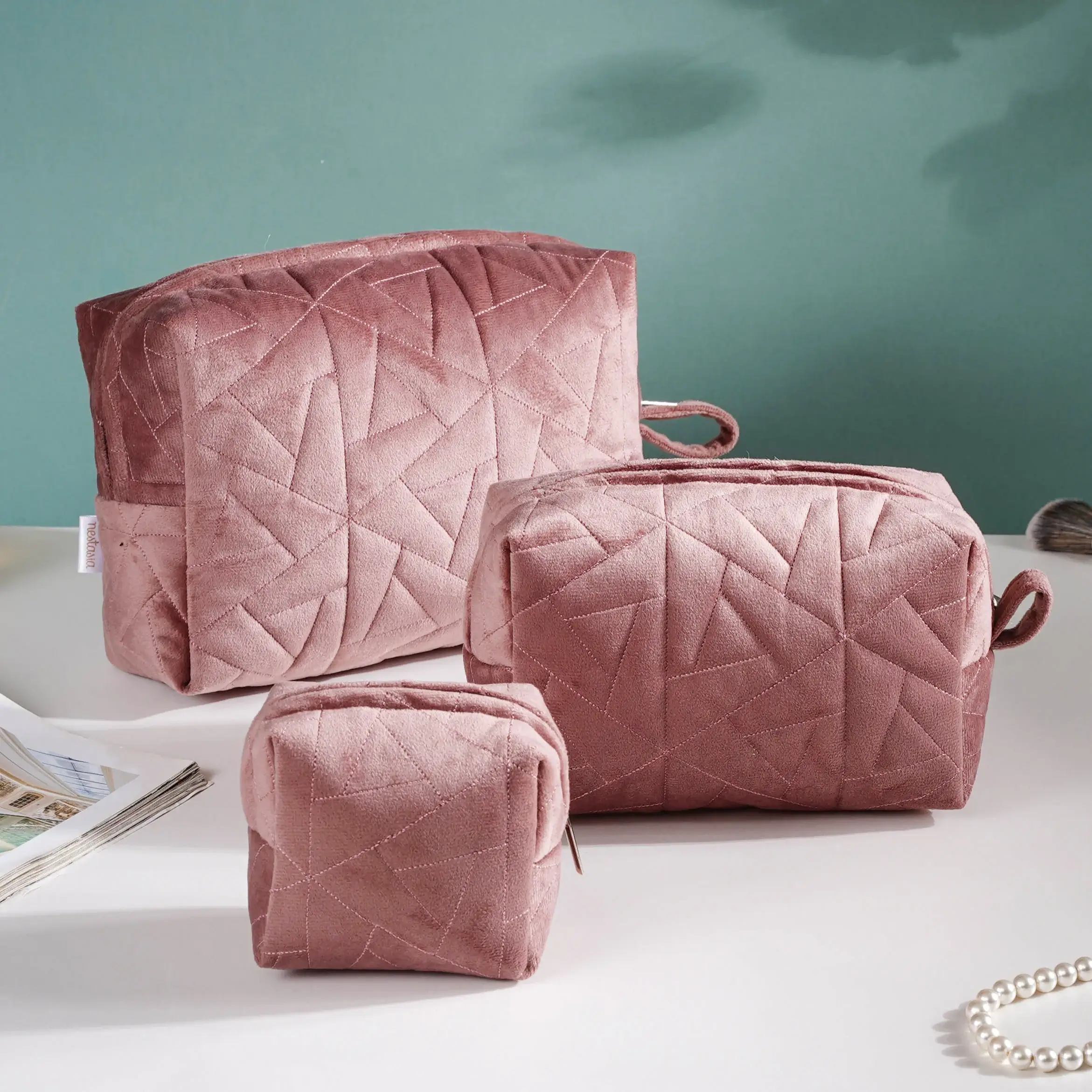 10-best-pink-cosmetic-case-for-2023