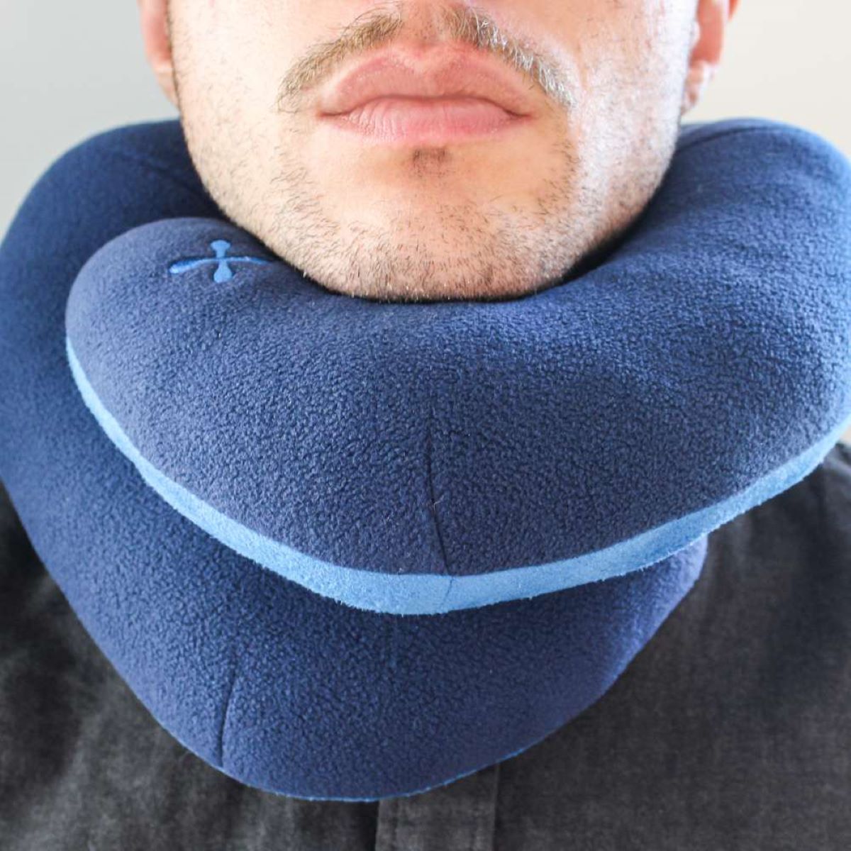https://www.touristsecrets.com/wp-content/uploads/2023/09/11-amazing-neck-pillow-with-chin-support-for-2023-1694708080.jpg