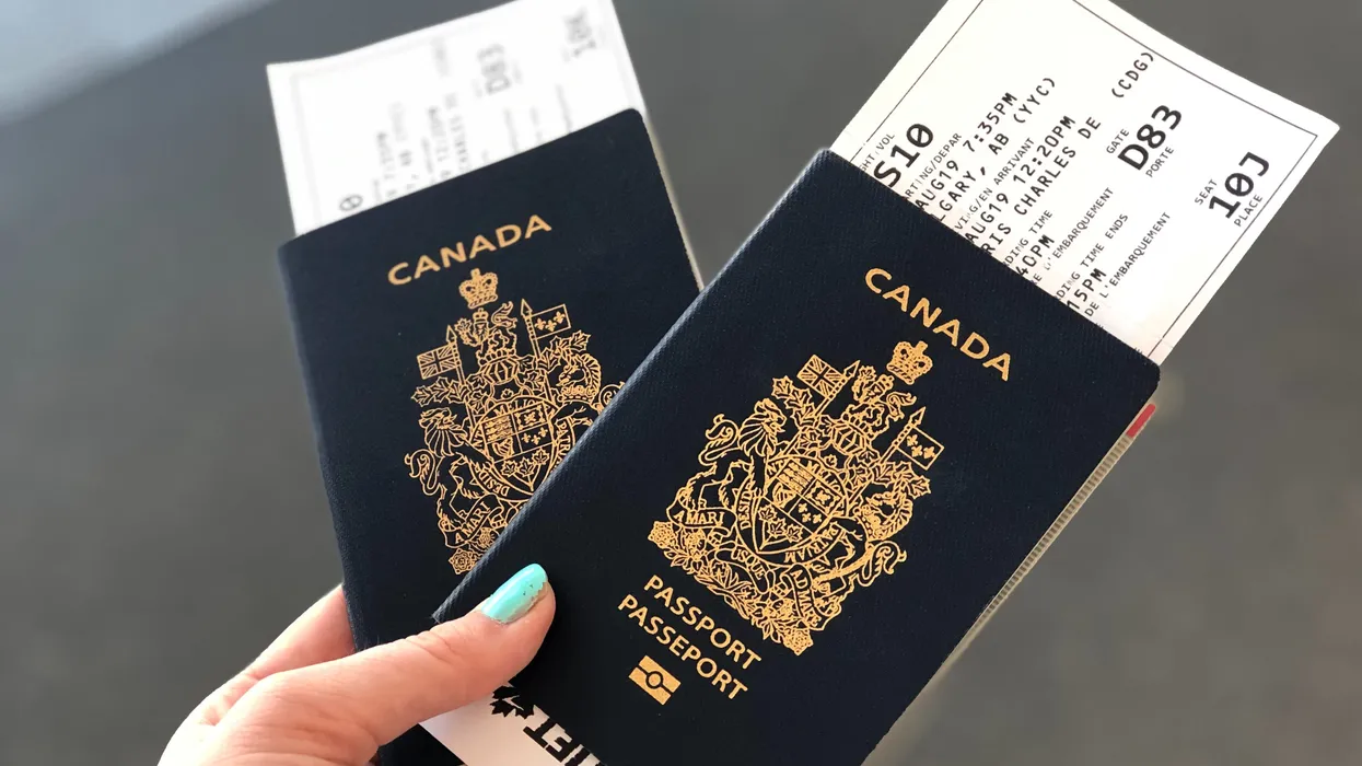 11-Best-Canada-Passport-Cover-for-2023 11-best-canada-passport-cover-for-2023