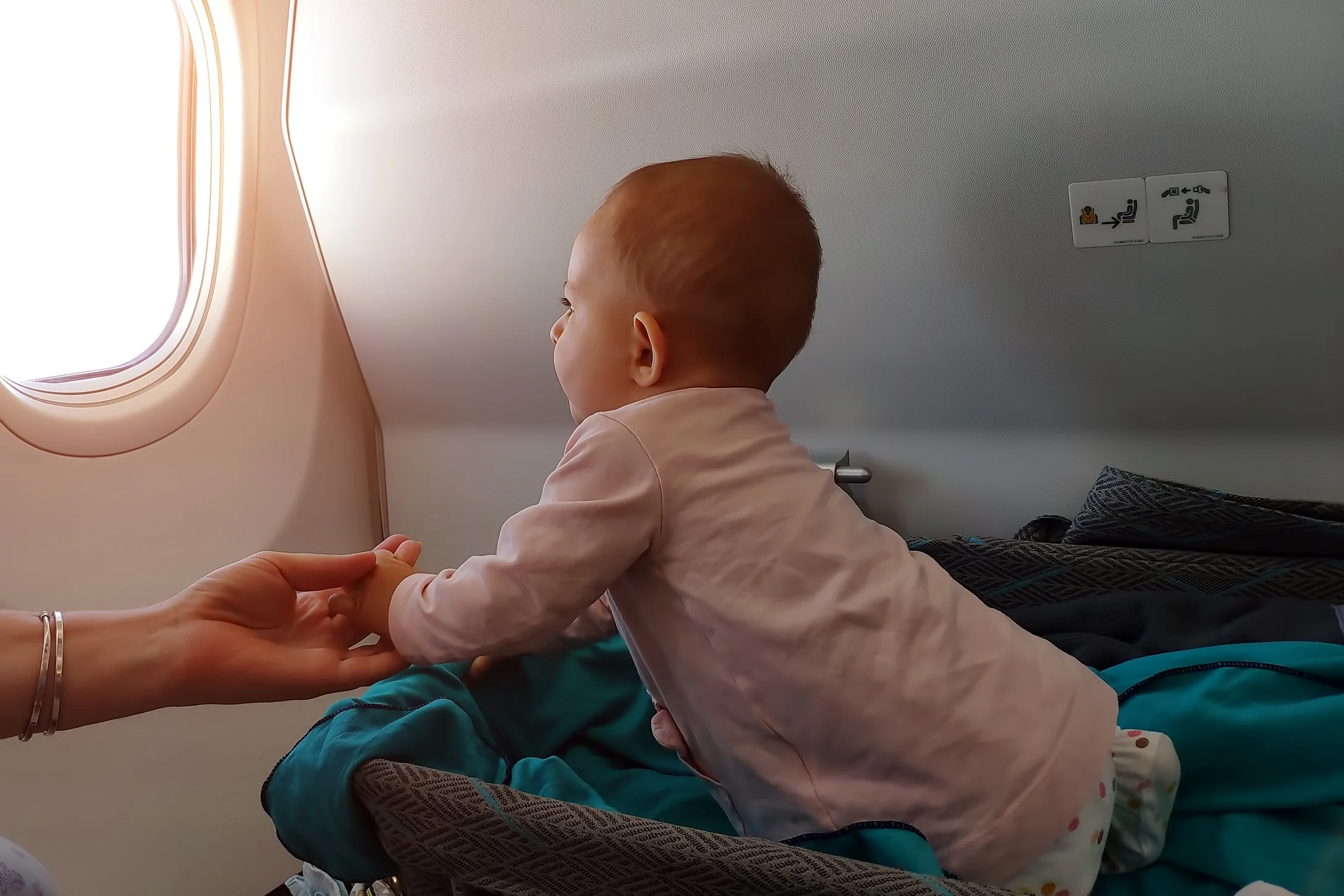 11-Best-Infant-Airplane-Seat-for-2023 11-best-infant-airplane-seat-for-2023