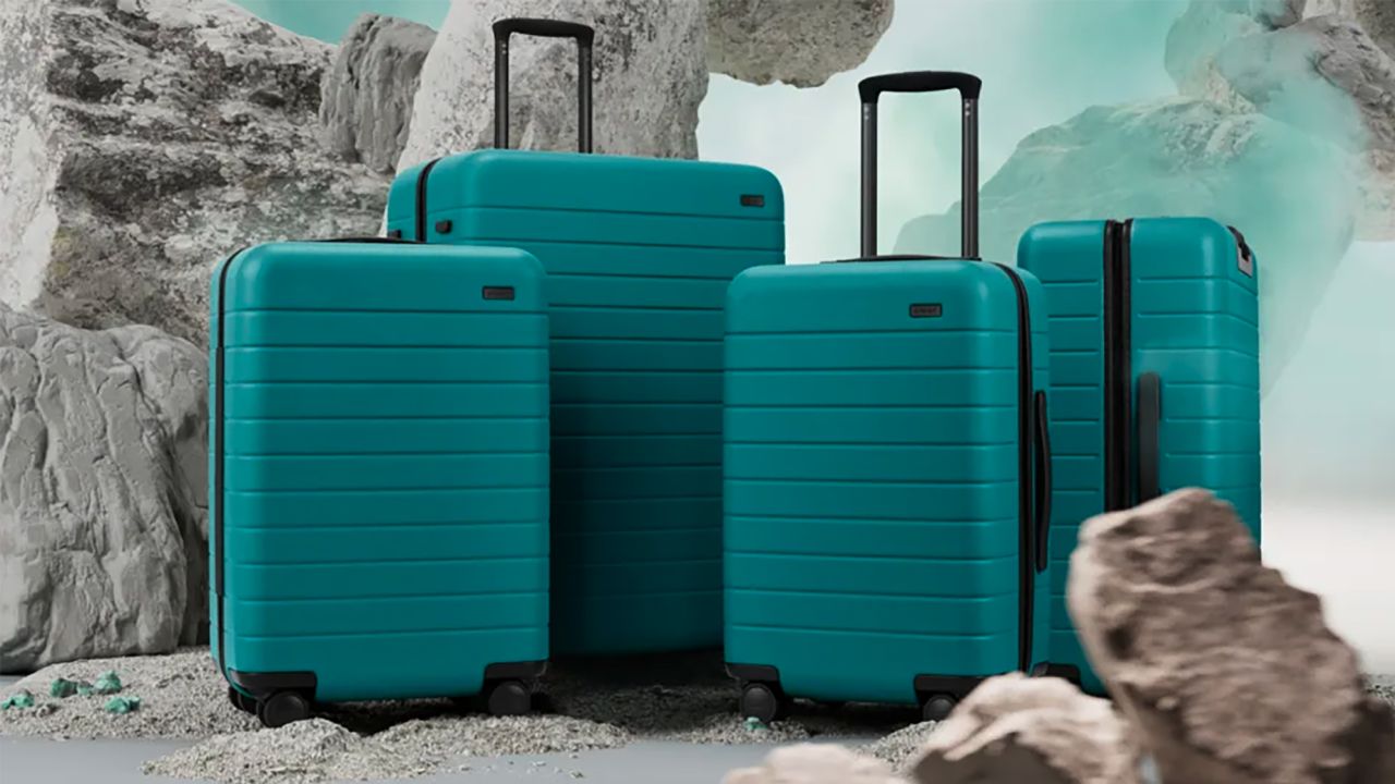 11 Best Renogy Suitcase for 2023 | TouristSecrets