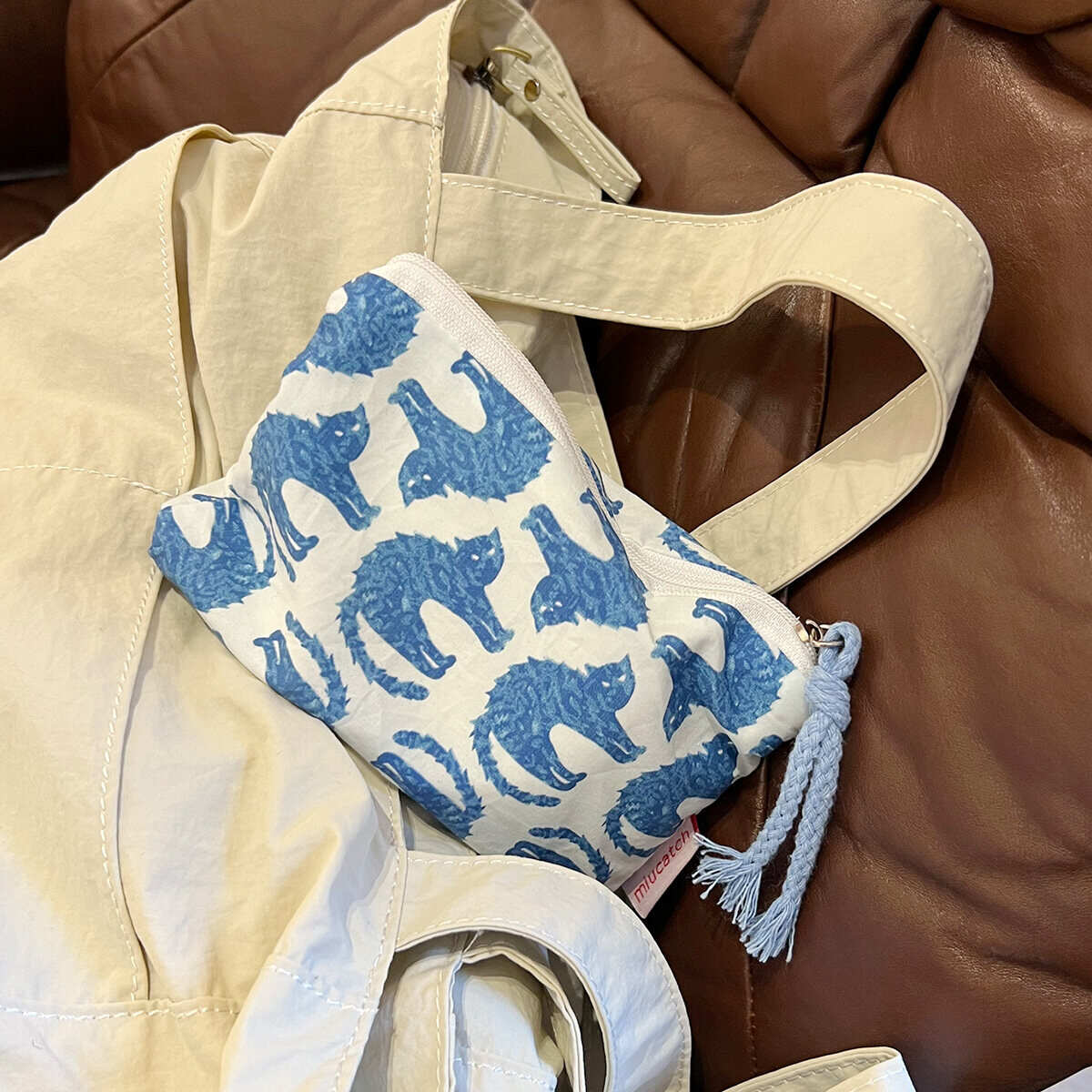 12-amazing-canvas-cosmetic-bag-for-2023