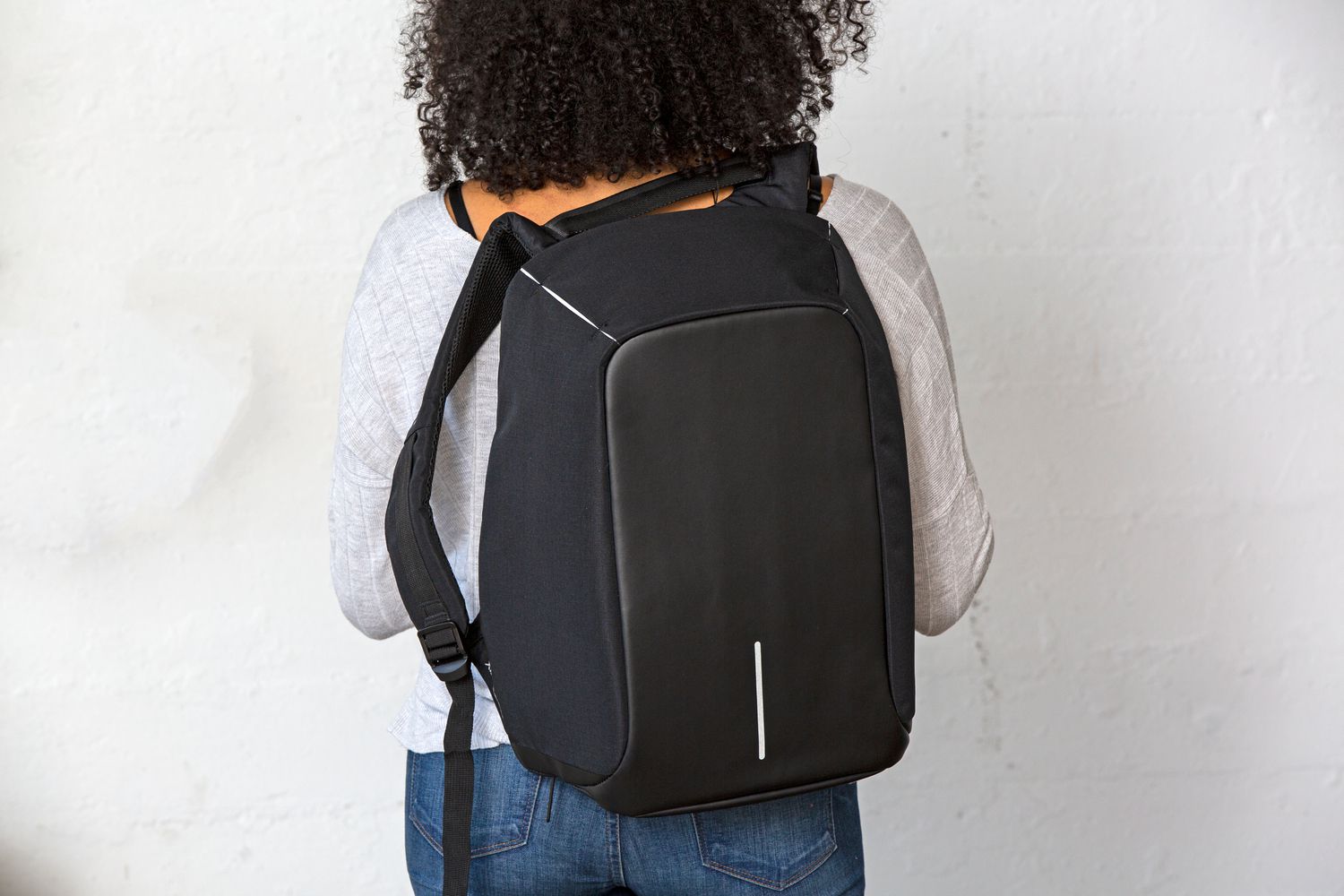 15 Amazing Anti-Theft Backpacks For Women For 2023 | TouristSecrets