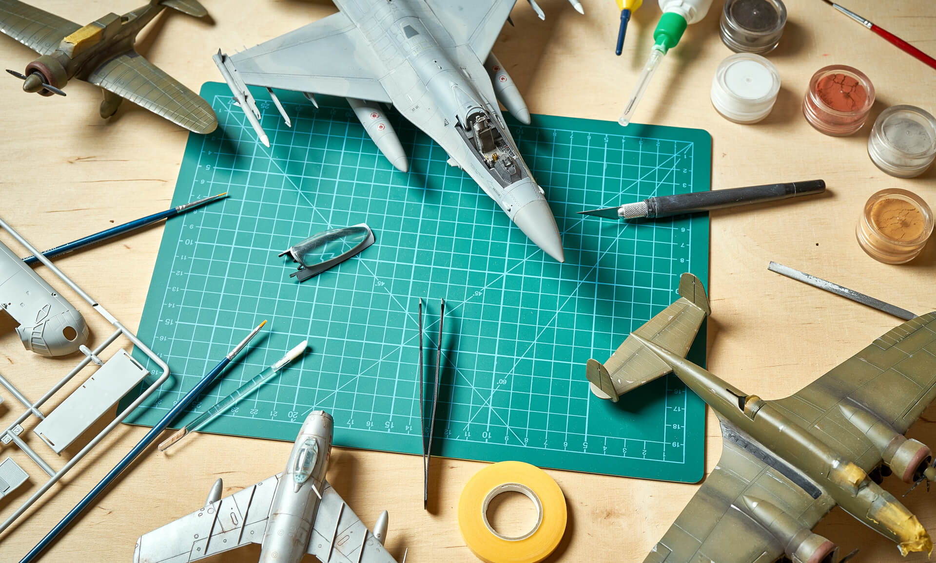15-Amazing-Plastic-Airplane-Models-for-2023 15-amazing-plastic-airplane-models-for-2023