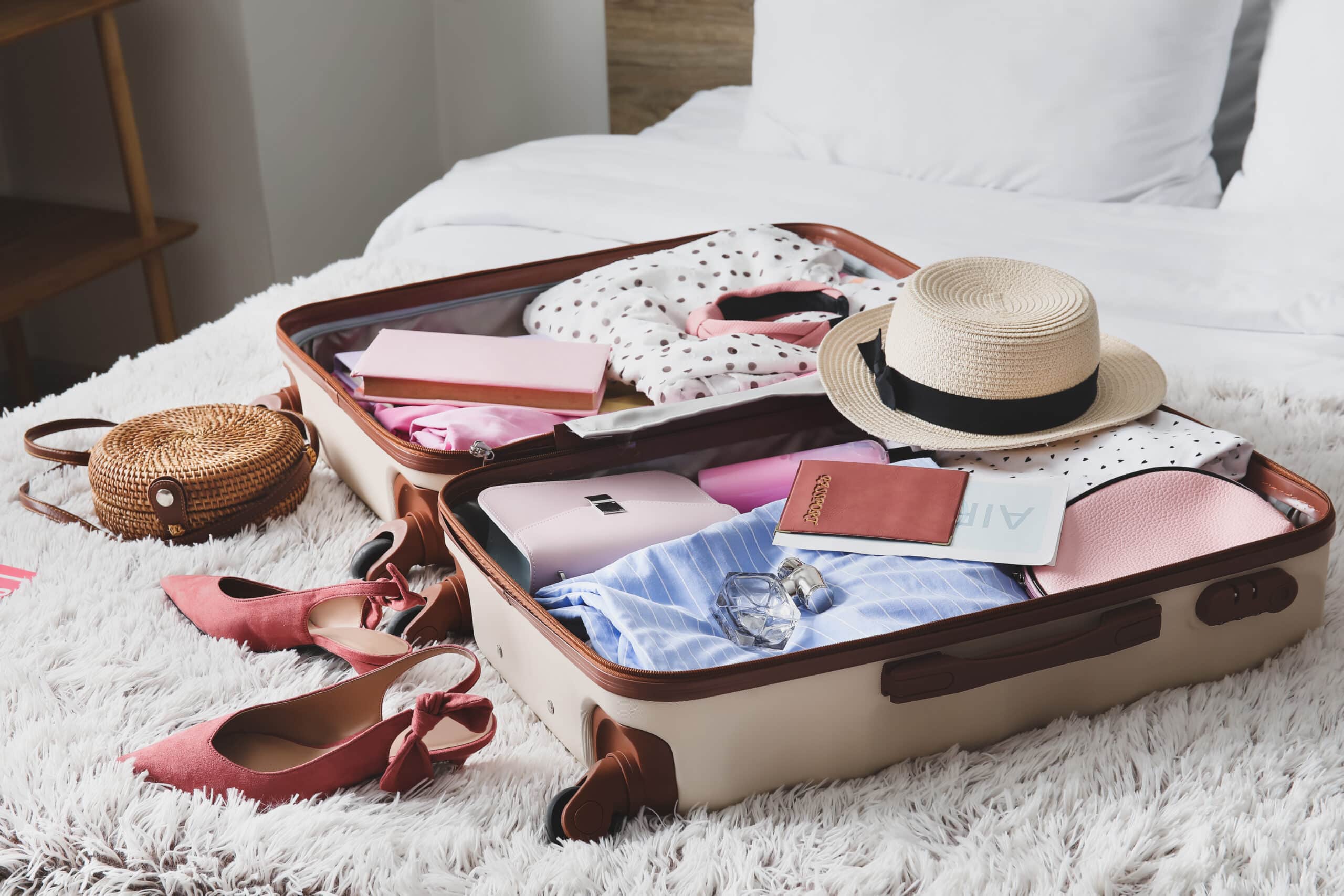 15-amazing-suitcase-women-for-2023