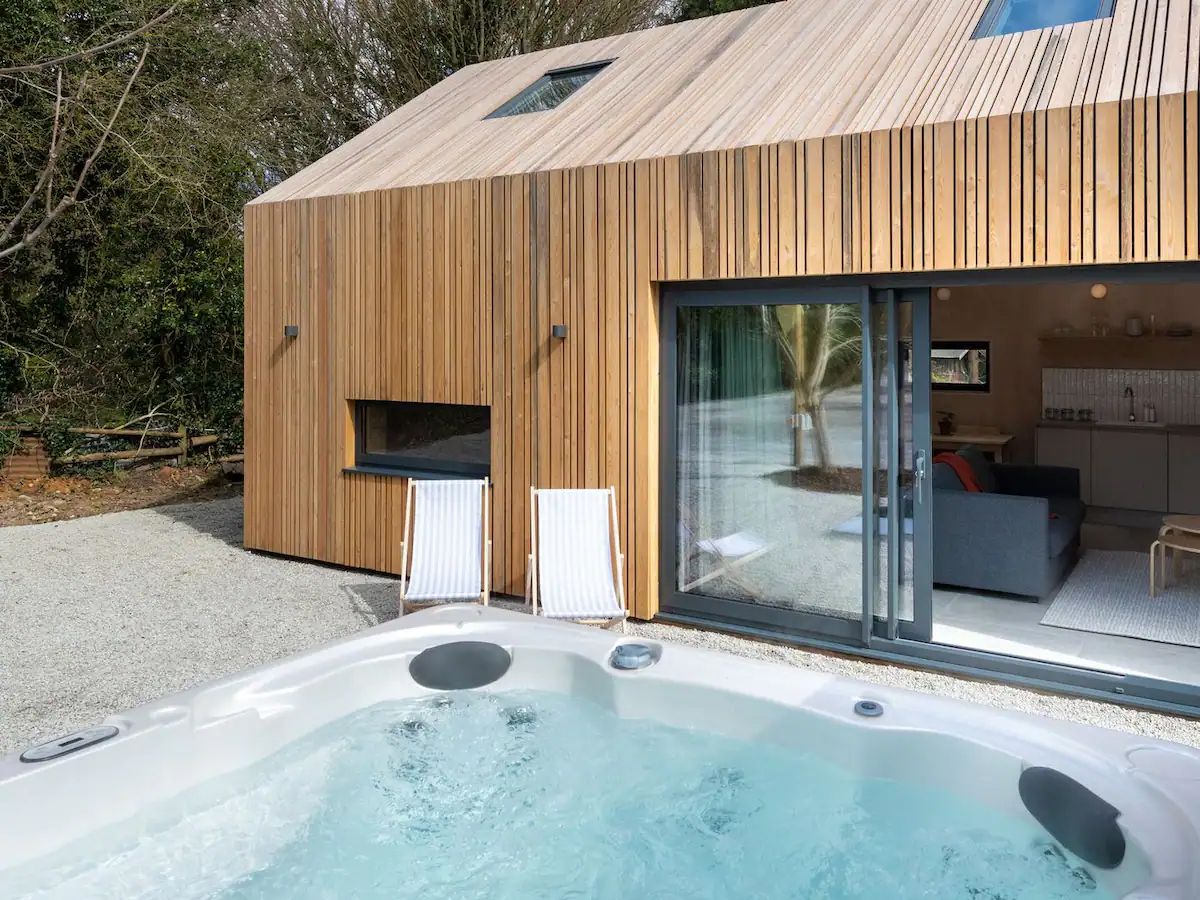 15-best-airbnbs-in-bude-holiday-homes-and-cottages