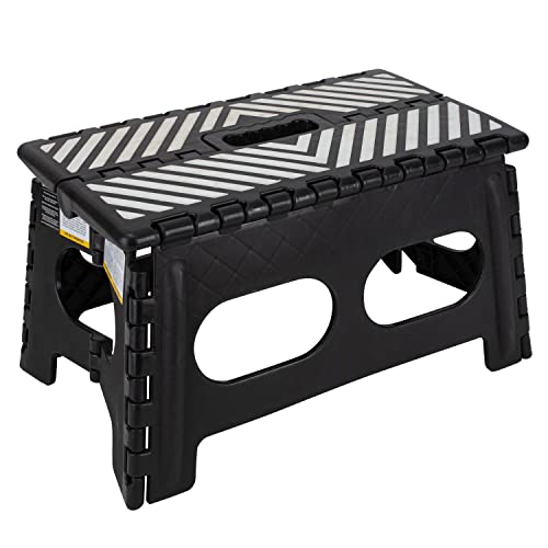 Simplify Folding Step Stool – Lightweight and Sturdy Accessory