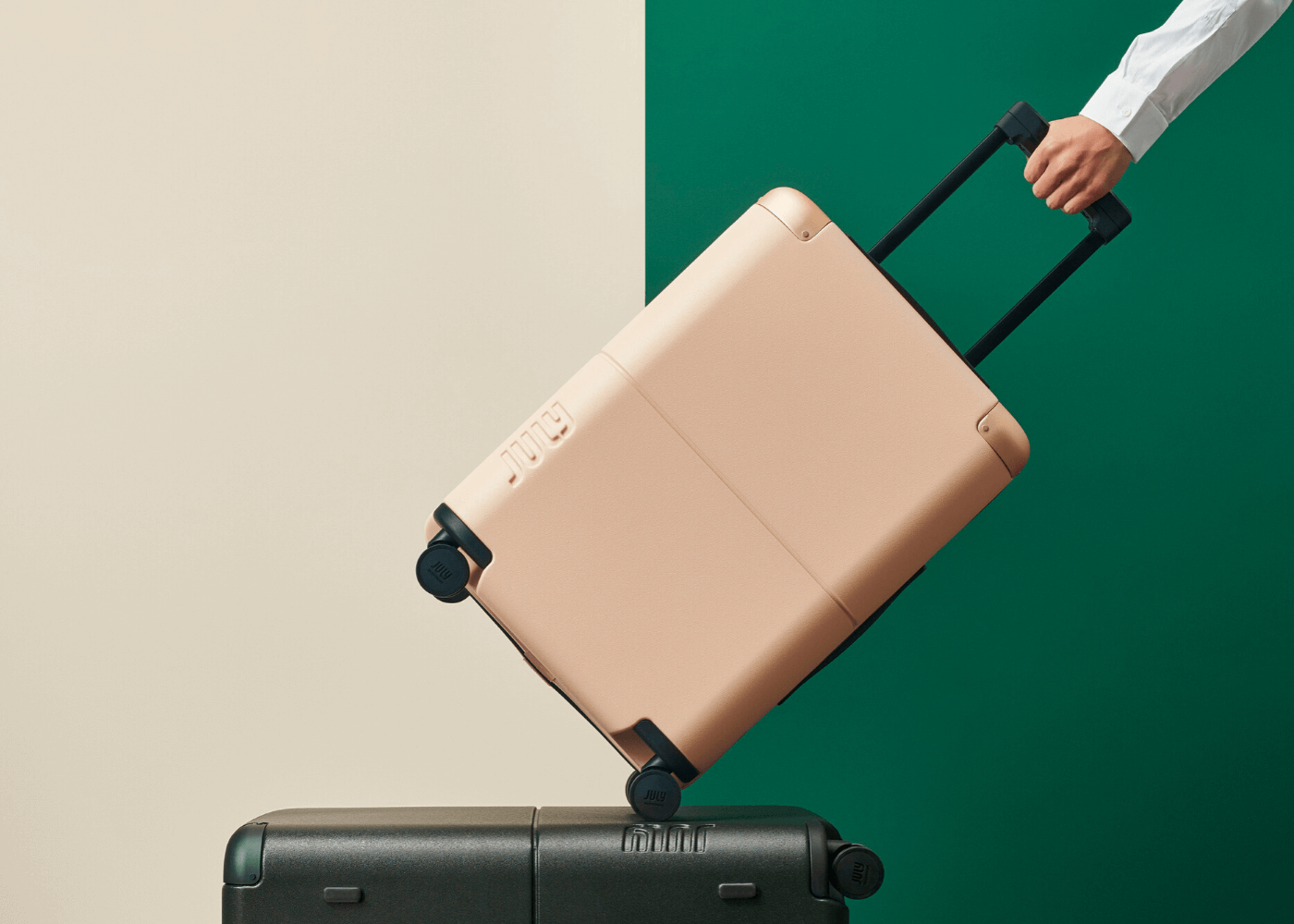 9-Best-Suitcase-On-Wheels-for-2023 9-best-suitcase-on-wheels-for-2023