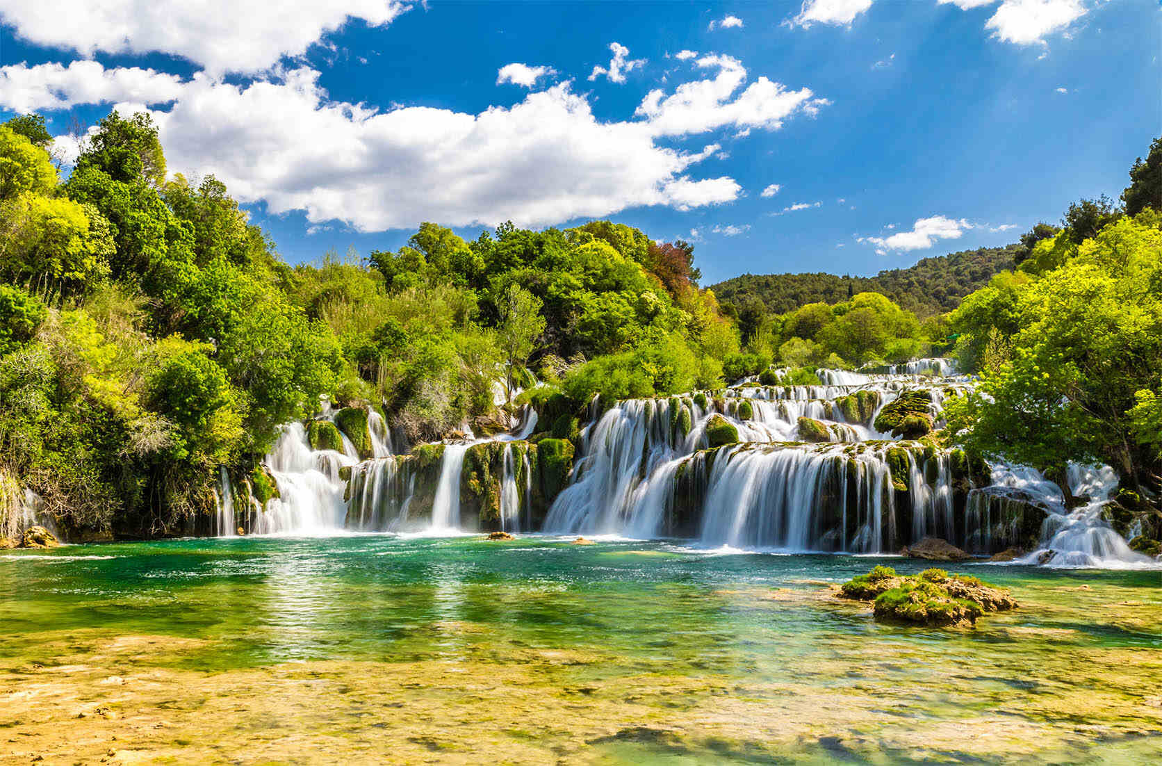 a-complete-guide-to-the-incredible-krka-waterfalls-in-croatia