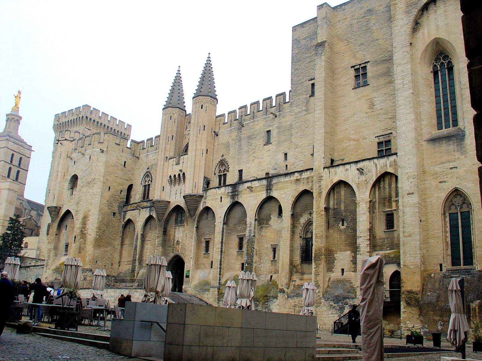 A-Photographic-Journey-Through-The-Palais-Des-Papes a-photographic-journey-through-the-palais-des-papes