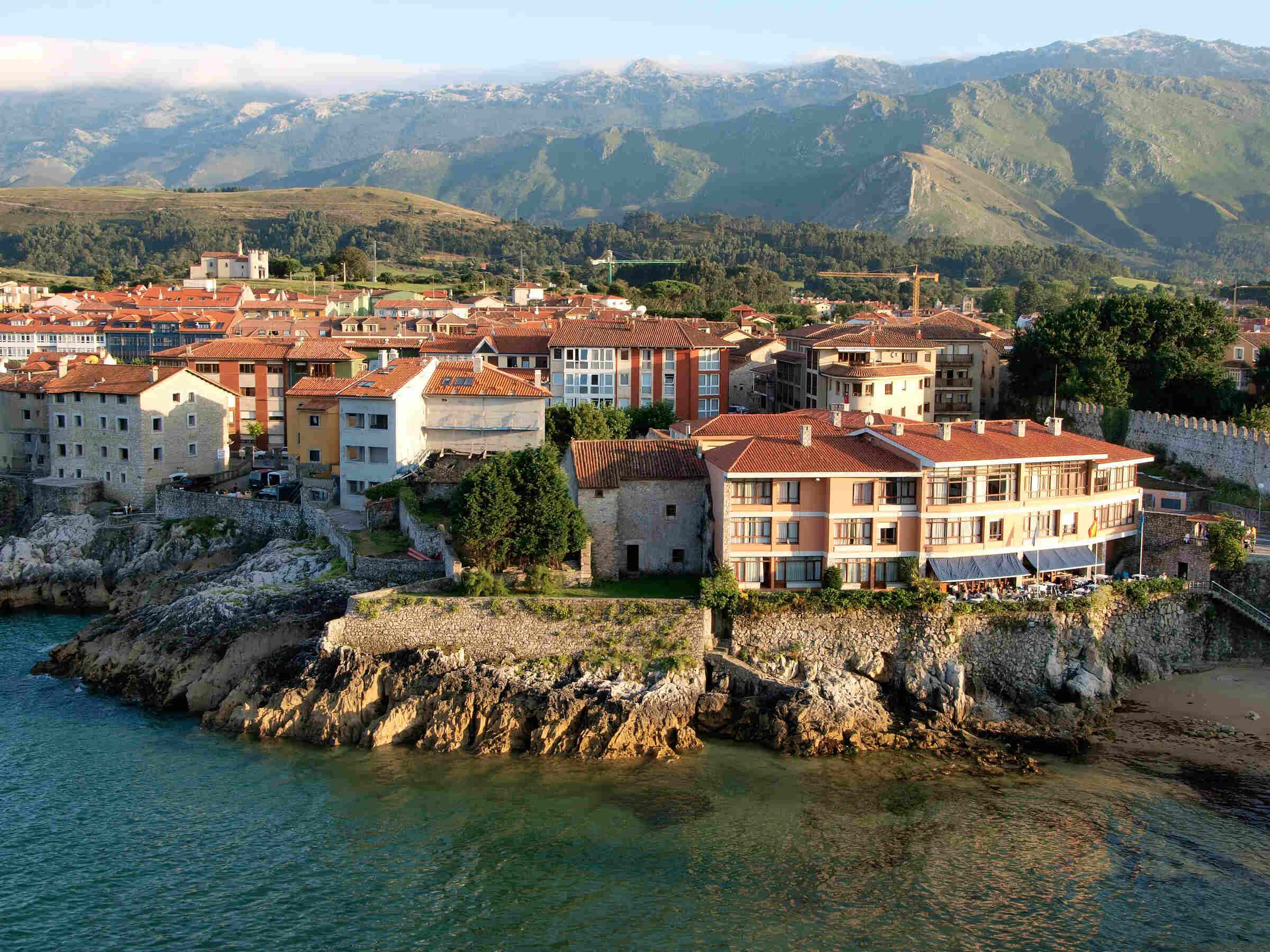 A-Short-Guide-To-Llanes-8211-Asturias8217-Popular-Seaside-Town a-short-guide-to-llanes-asturias-popular-seaside-town