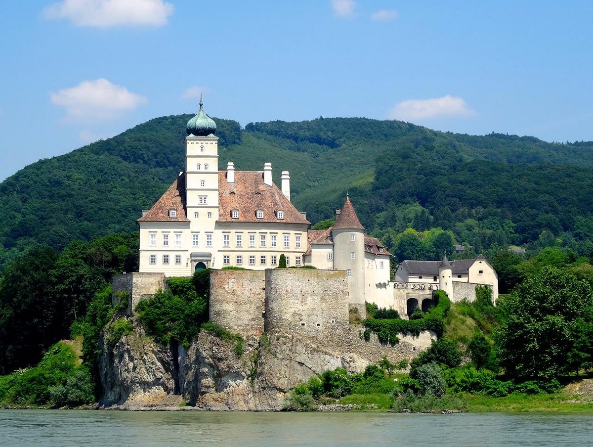A-Trip-To-Wachau-8211-The-Most-Beautiful-Valley-In-Austria a-trip-to-wachau-the-most-beautiful-valley-in-austria