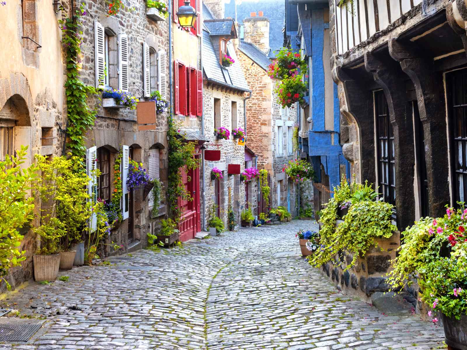 Adjusting-To-Life-In-A-Tiny-French-Village adjusting-to-life-in-a-tiny-french-village