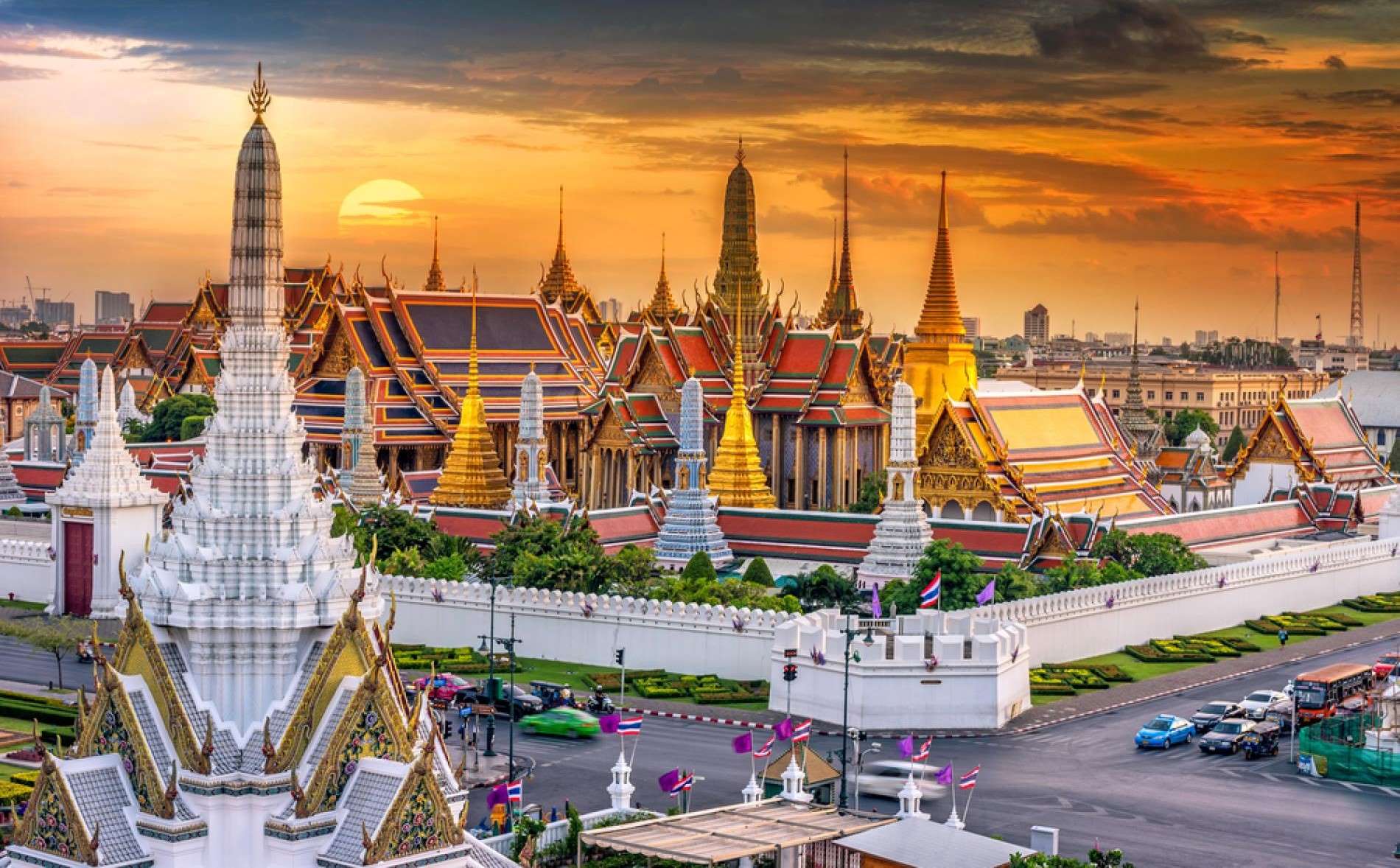 bangkok-sightseeing-wat-pho-and-wat-phra-kaew