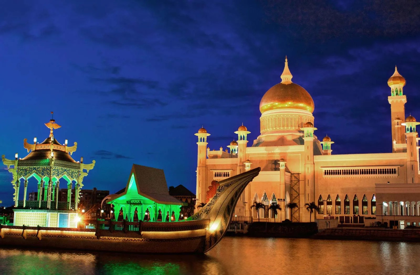 Brunei-Perplexing-Infuriating-Unforgettable brunei-perplexing-infuriating-unforgettable