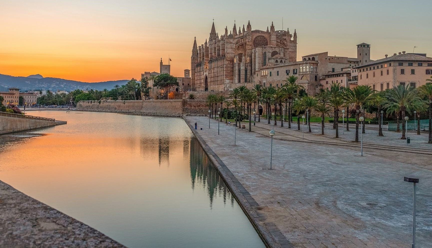 City-Guide-To-Palma-De-Mallorca-Things-To-Do-See-Eat-038-Drink city-guide-to-palma-de-mallorca-things-to-do-see-eat-drink